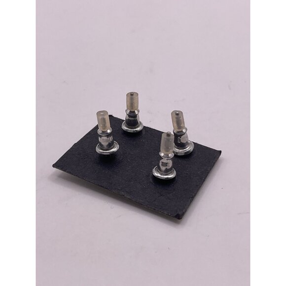 Green Heart & Stud Earring Set With Rhinestones - Picture 3 of 3